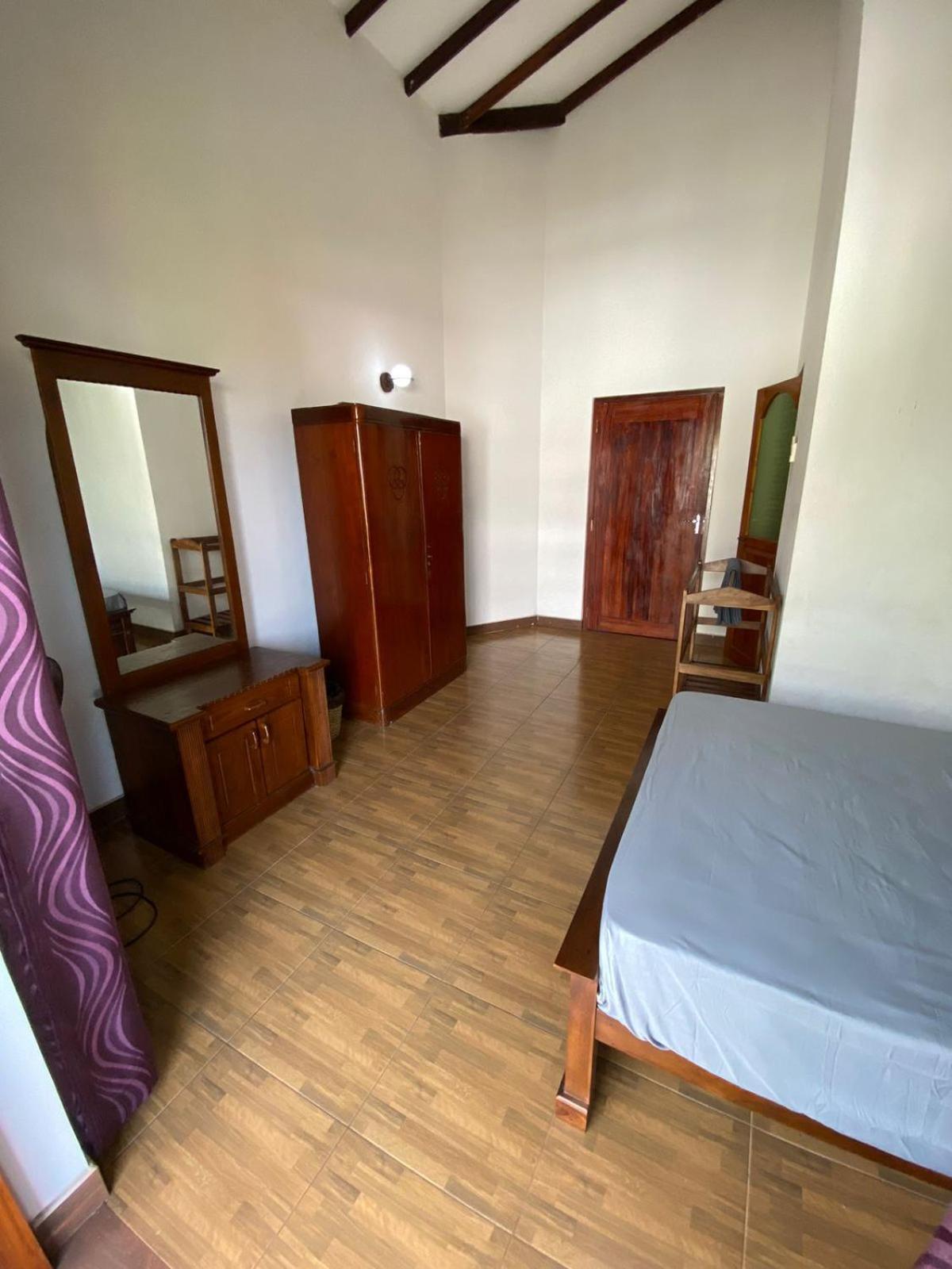 The Serene House Negombo Exterior photo